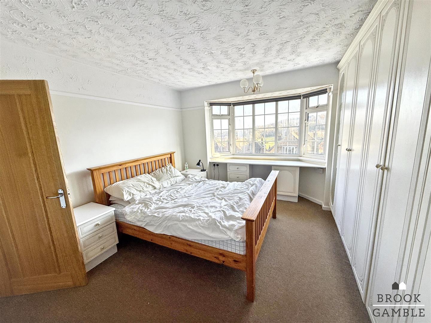 3 Bedroom House. Peppercombe Road in Eastbourne,  7